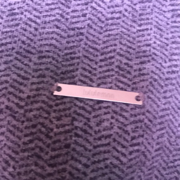 Womens Lululemon sweater/jacket EUC only wore handful of times if that many. - Picture 8 of 10